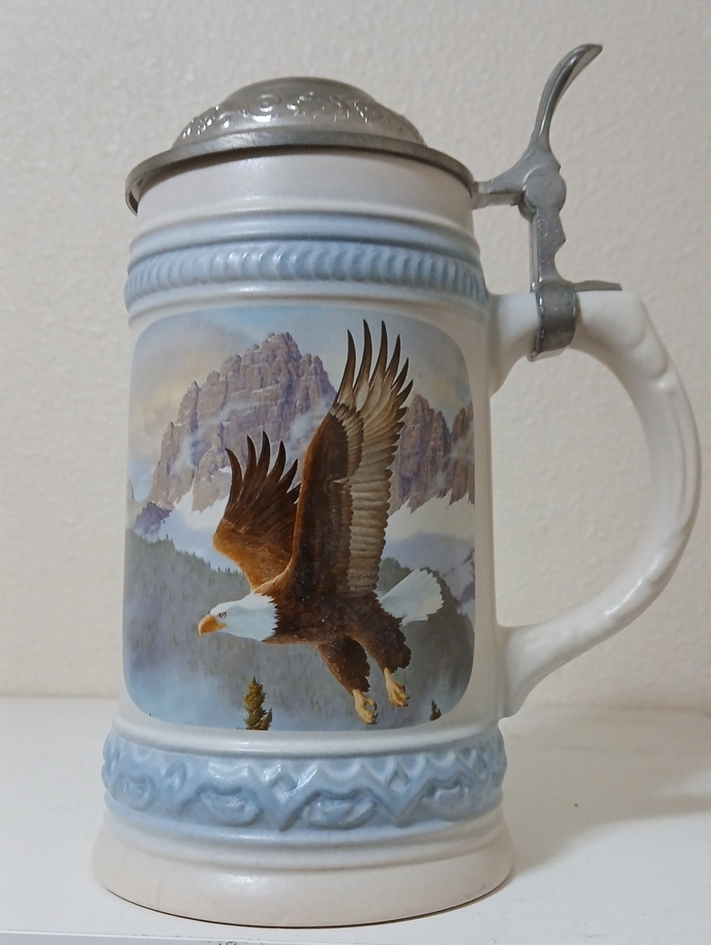 Wings Of Freedom NRA Ceramic Beer Stein Patriotic Bald Eagle